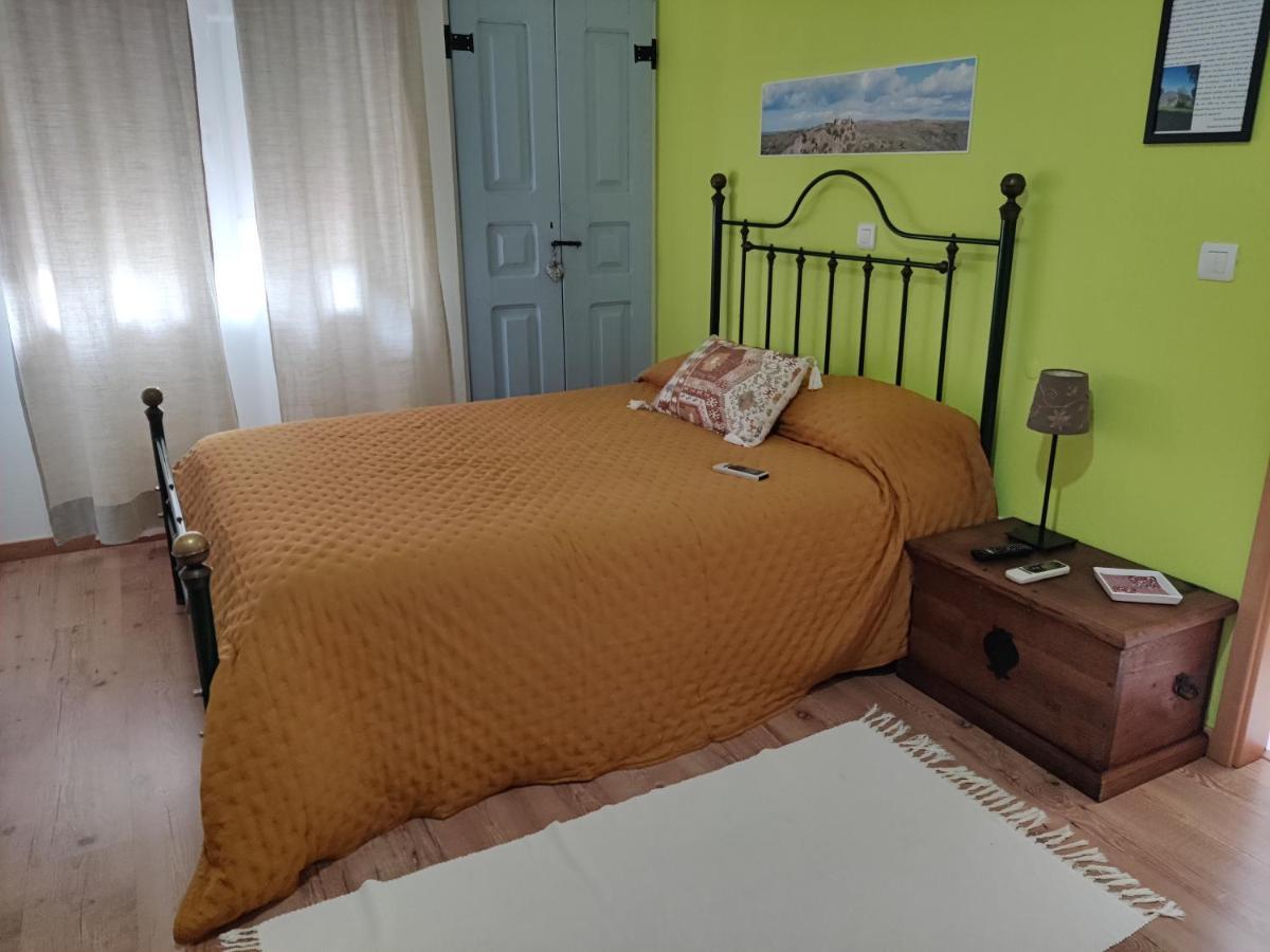 Casa Do Forno Guest House Salvaterra do Extremo ภายนอก รูปภาพ