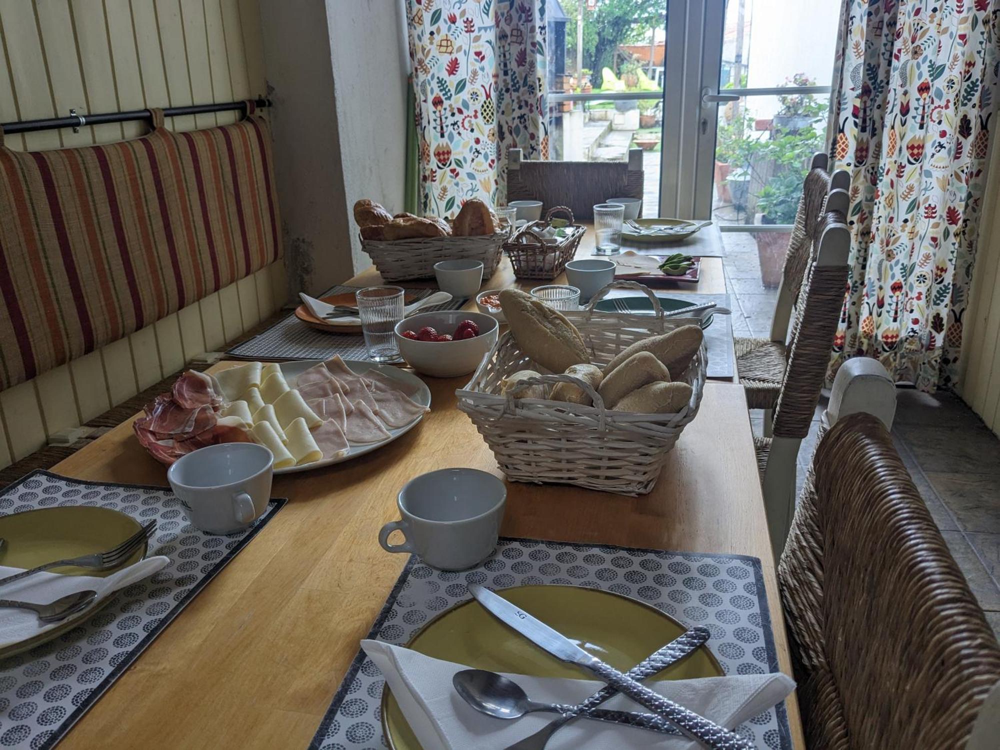 Casa Do Forno Guest House Salvaterra do Extremo ภายนอก รูปภาพ